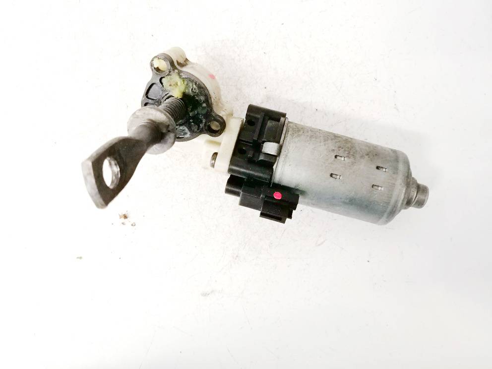 8582033020 Lexus IS - CLASS 2006 Seat Motor Regulator - FRONT RIGHT - Thumbnail 2