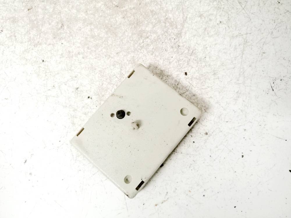 EA914017904 BMW 5-Series 2015 Antennenverstärker (Antennen Verstärker) - Thumbnail 2