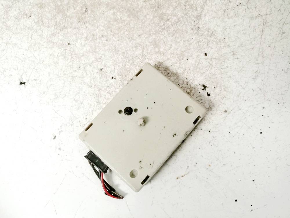 EA914017904 BMW 5-Series 2015 Antennenverstärker (Antennen Verstärker) - Thumbnail 2