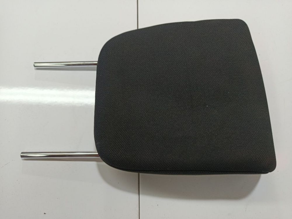 Toyota Corolla Verso 2007 Sedynes galvos atlosas (galvos atrama)