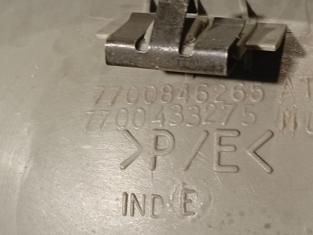 7700846265 Renault Scenic 2002 Sisätilan koristelu (muovit) - Thumbnail 4