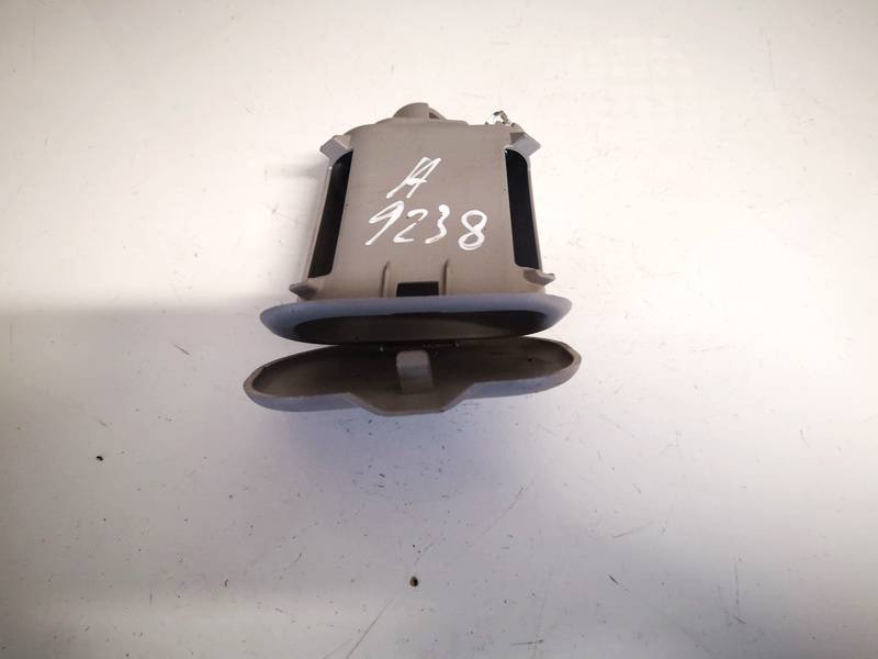 Toyota RAV-4 2011 Wykończenie wnętrza (plastikowe elementy)