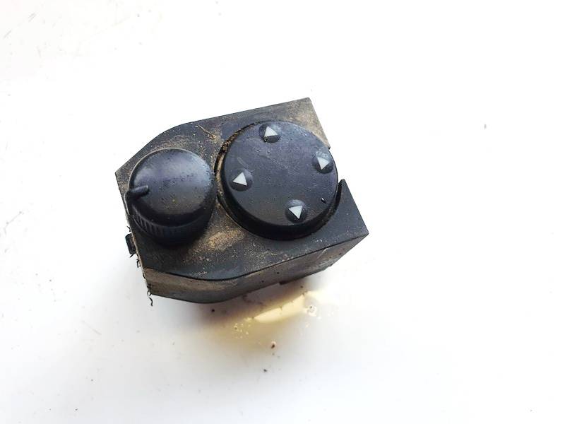 8D0959565 Audi A4 1996 Wing mirror control switch (Exterior Mirror Switch) - Thumbnail 2