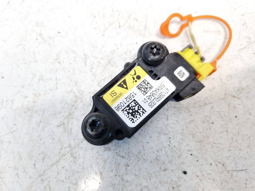 15821098 Chevrolet Cobalt 2010 Srs Airbag crash sensor - Thumbnail 4