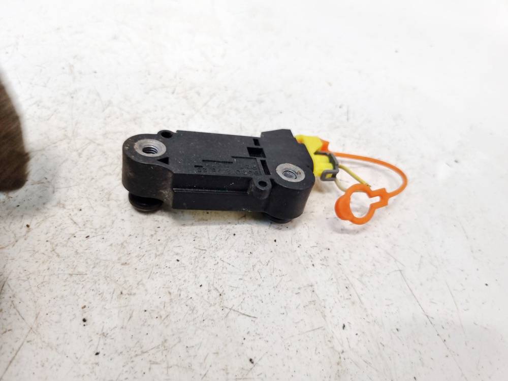 15821098 Chevrolet Cobalt 2010 Srs Airbag crash sensor - Thumbnail 2
