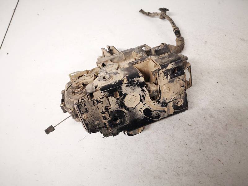3B4839015A Volkswagen Passat 1998 Door Lock Mechanism - REAR LEFT