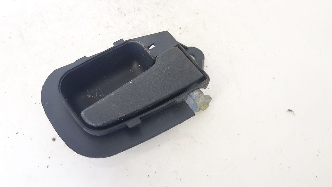 51221960830 BMW 3-Series 1992 Duru vidine rankenele G.D.