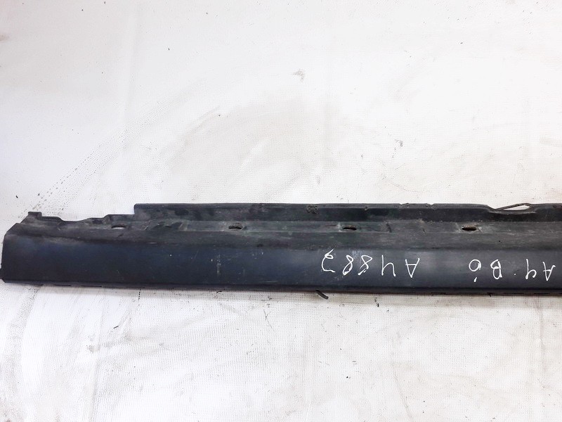 8E0853859 Audi A4 2002 Left Sill Moulding