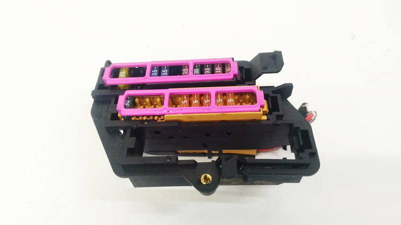 4F1971845A Audi A6 2009 Sulakerasia