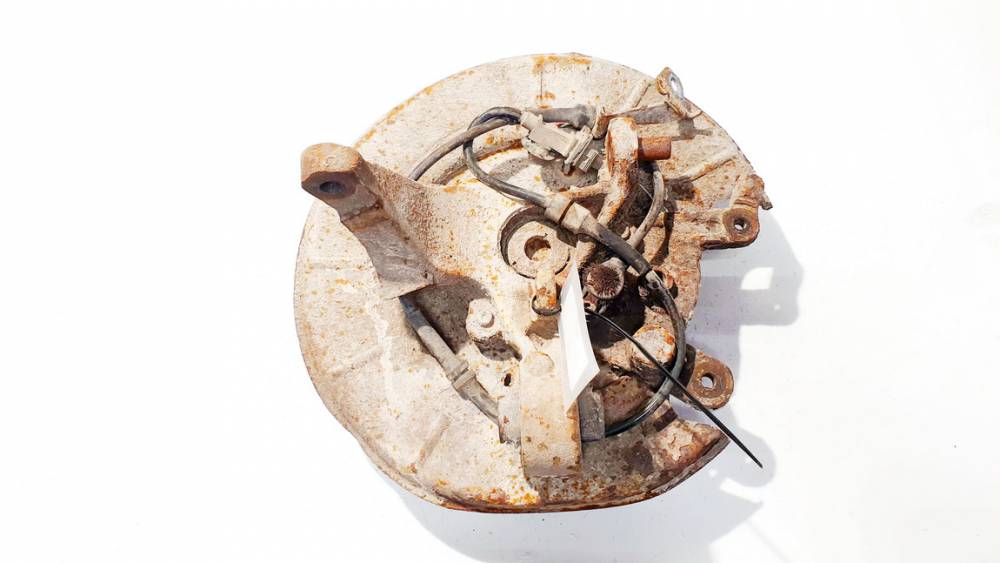 Peugeot 406 1999 поворотный кулак - задний правый