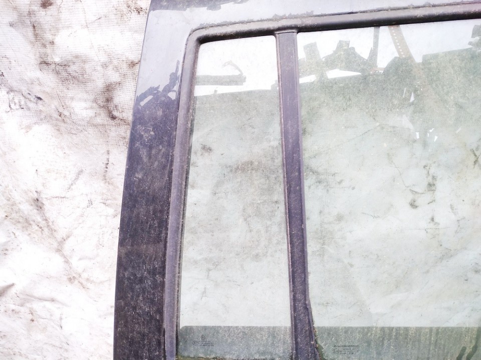 Volkswagen Bora 2003 Zamek drzwi - TYLNE PRAWE