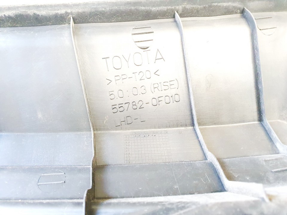 557820F010 Toyota Corolla Verso 2004 Baie pare brise avant - Thumbnail 3