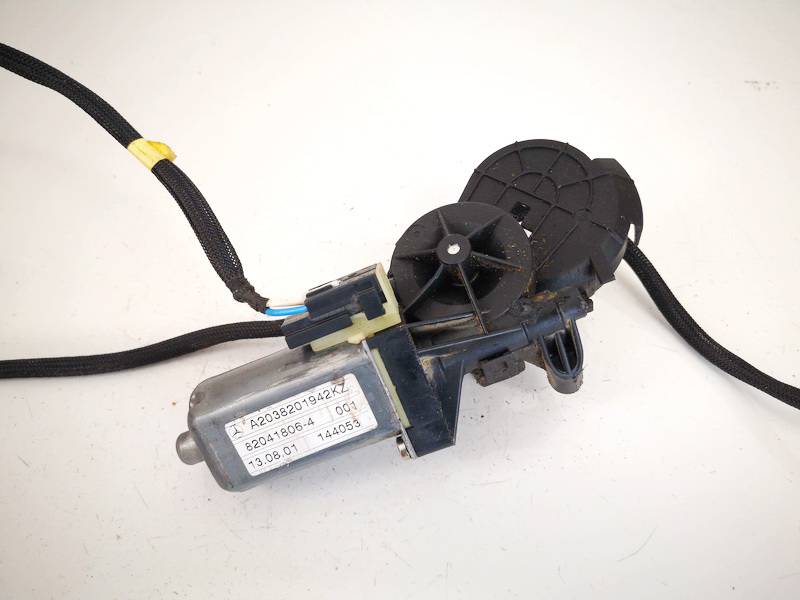 A2038201942 Mercedes-Benz C-CLASS 2002 Seat Motor Regulator - FRONT LEFT