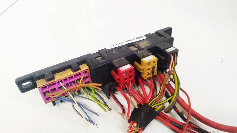 8L0941822A Audi A6 2001 Drošinātāju kārba - Thumbnail 2