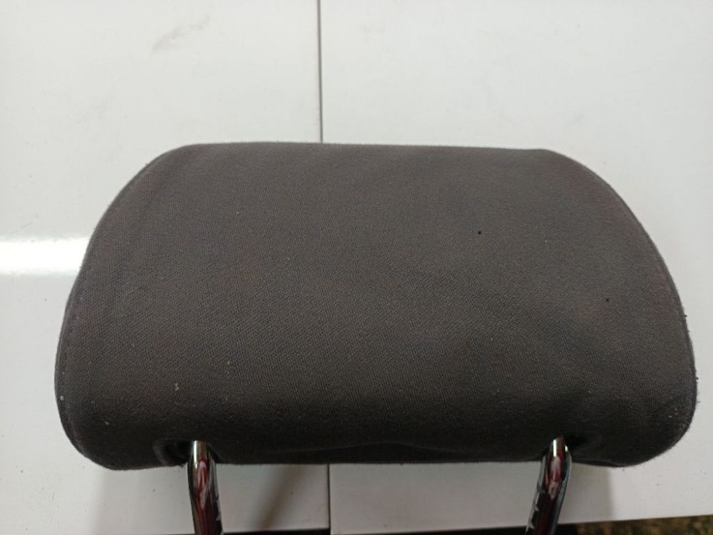 Audi A4 2000 Seat headrest - Thumbnail 3