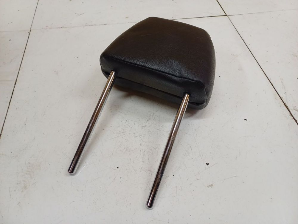 Skoda Superb 2011 Seat headrest
