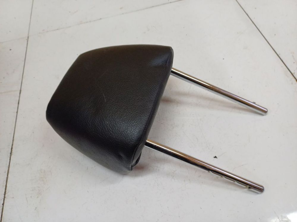 Skoda Superb 2011 Seat headrest - Thumbnail 3