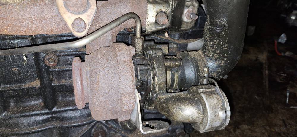 Volkswagen Golf 2006 Turbīna