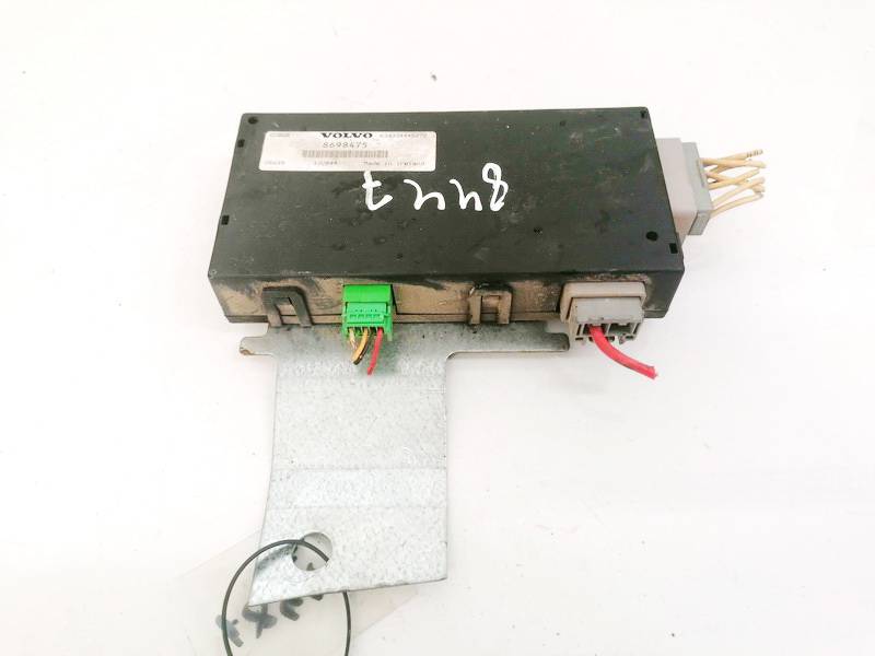 8698475 Volvo V50 2007 Other computers