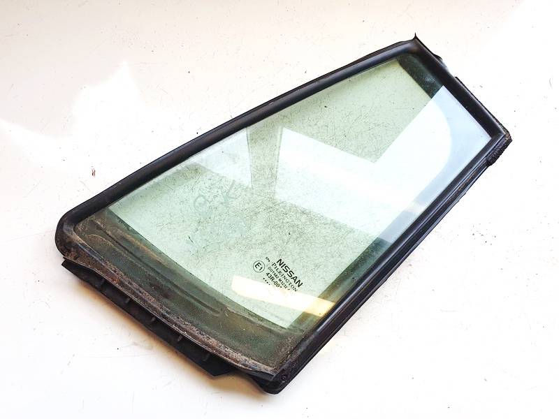 DOT682M3232AS2 Nissan Leaf 2016 Quarter glass - REAR LEFT