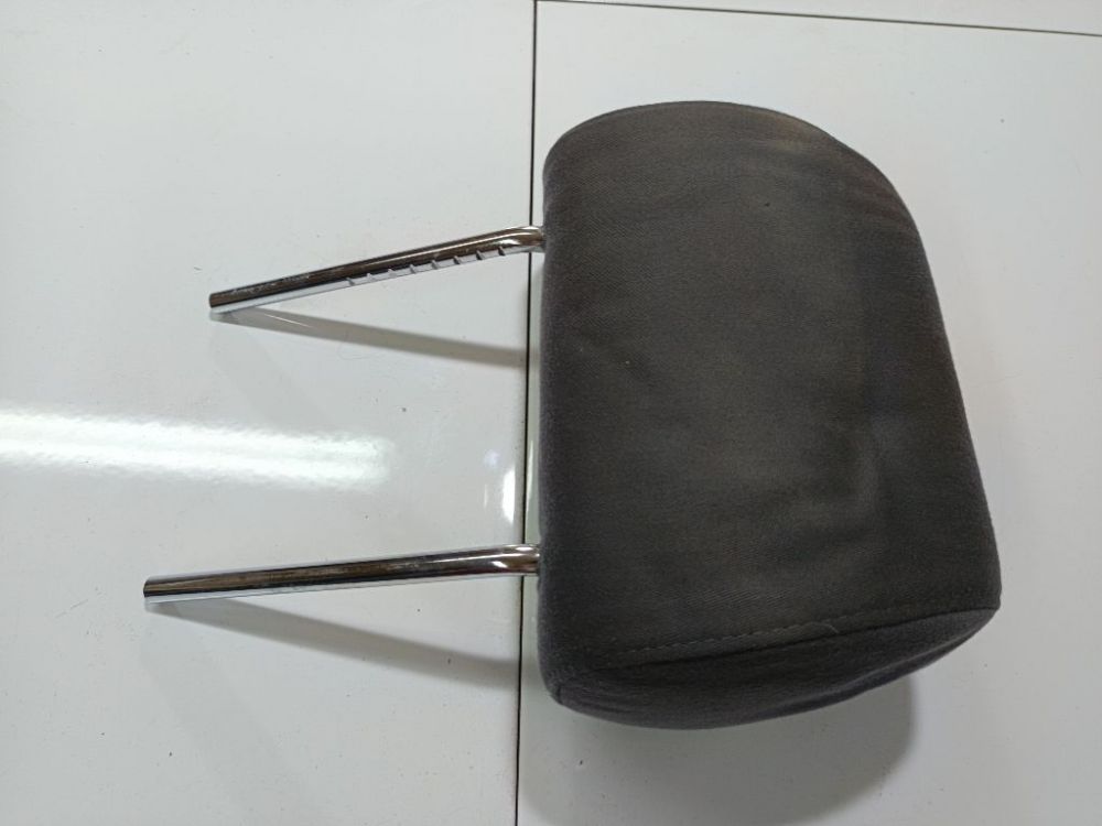 Audi A4 2000 Sedynes galvos atlosas (galvos atrama) - Thumbnail 2