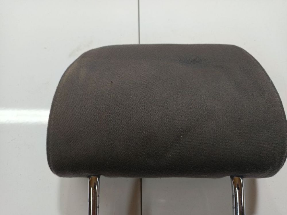 Audi A4 2000 Sedynes galvos atlosas (galvos atrama) - Thumbnail 3