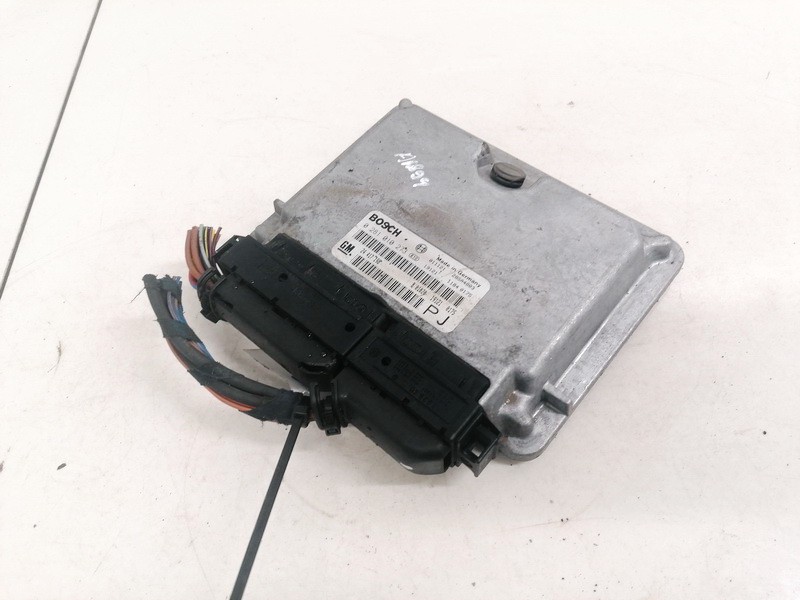 0281010273 Opel Omega 2002 ECU Engine Computer (Engine Control Unit)