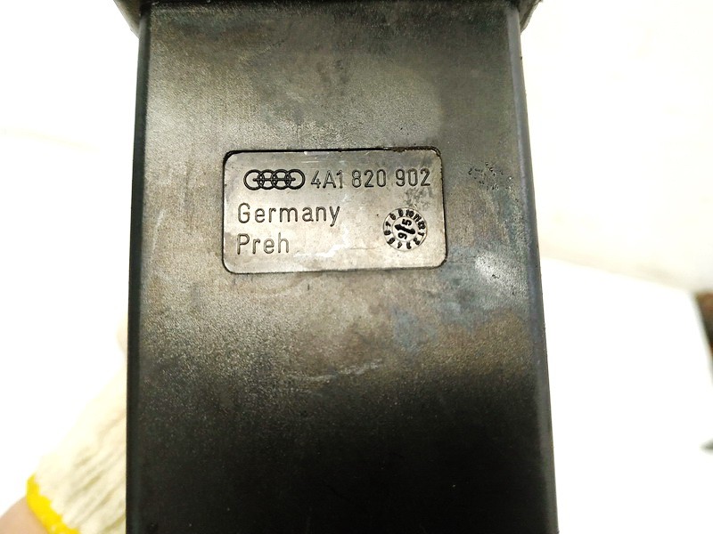 4A1820902 Audi A6 1996 Dash Vent (Air Vent Grille) - Thumbnail 3