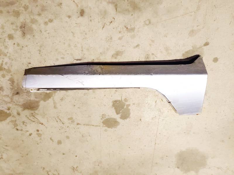 Chrysler Pacifica 2004 Plastikowy prawy próg