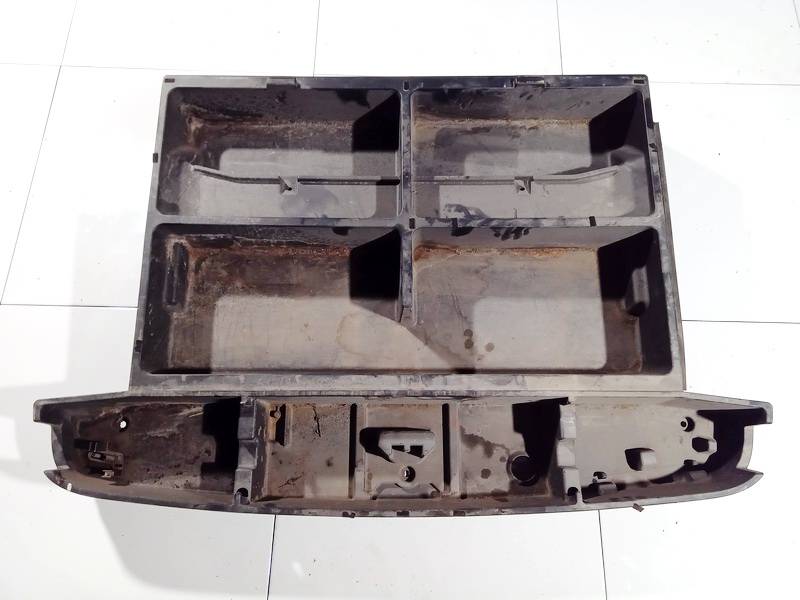 649910F010 Toyota Corolla Verso 2006 garniture intérieure