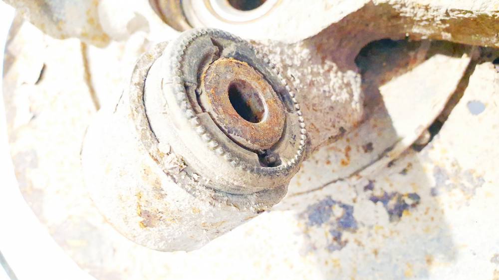 Honda CR-V 2003 Pyörän navan kiinnike - TAKANA OIKEALLA - Thumbnail 2