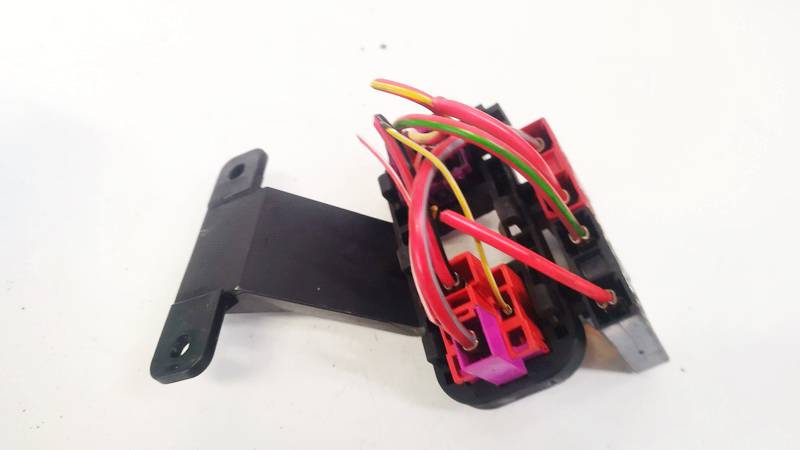 8A0937530 Audi A6 2001 Drošinātāju kārba - Thumbnail 2