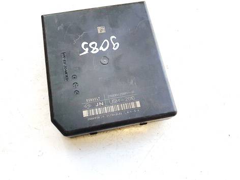 284B64259RB Renault Zoe 2016 Saugikliu deze - Thumbnail 3