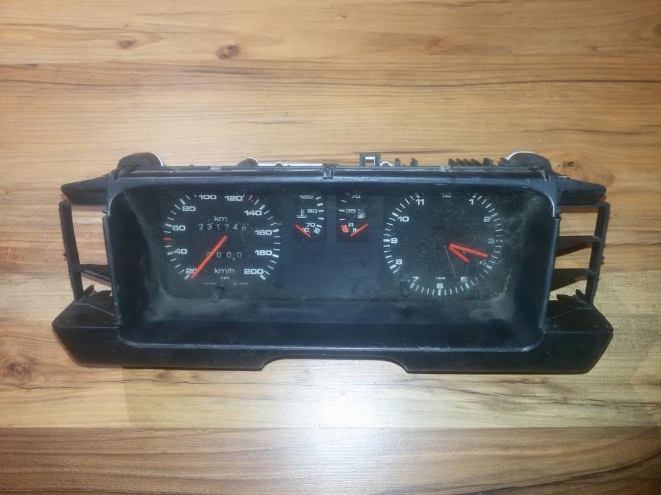 81117434 Audi 80 1985 Nopeusmittari – mittaristo