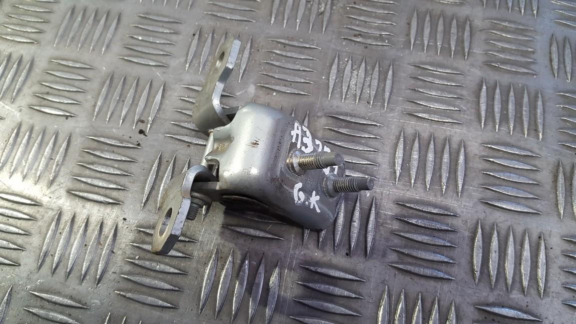 Renault Laguna 2001 Bisagra inferior de la puerta trasera - RETENEDOR PUERTA