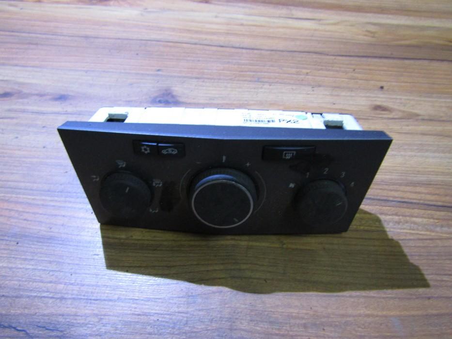 13201300 Opel Astra 2004 Commande chauffage