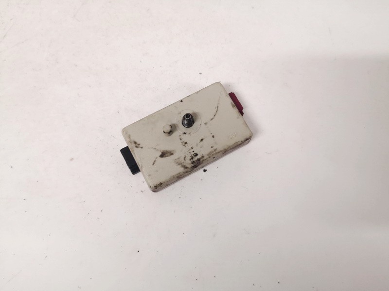 695319102 BMW 5-Series 2005 Antenna Module Unit - Thumbnail 3