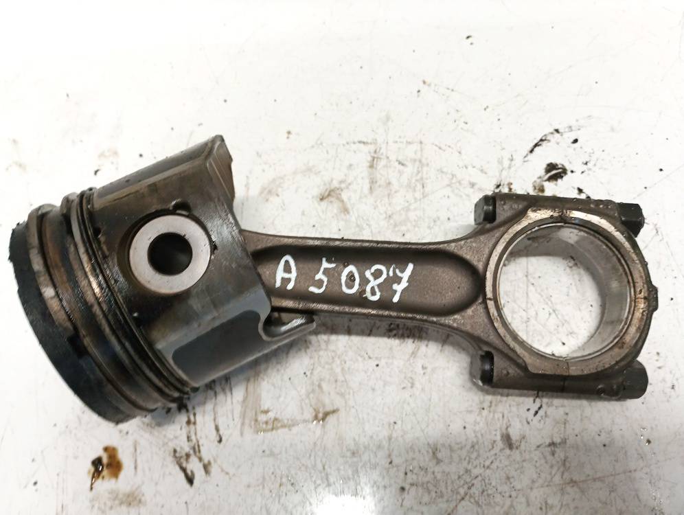 Citroen Xsara 2004 PISTON, Pistón con biela