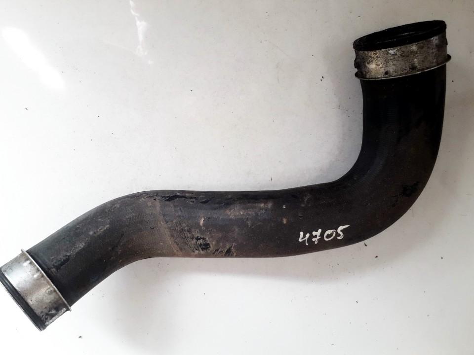 7L6145790B Volkswagen Touareg 2004 Interkulera šļūtene