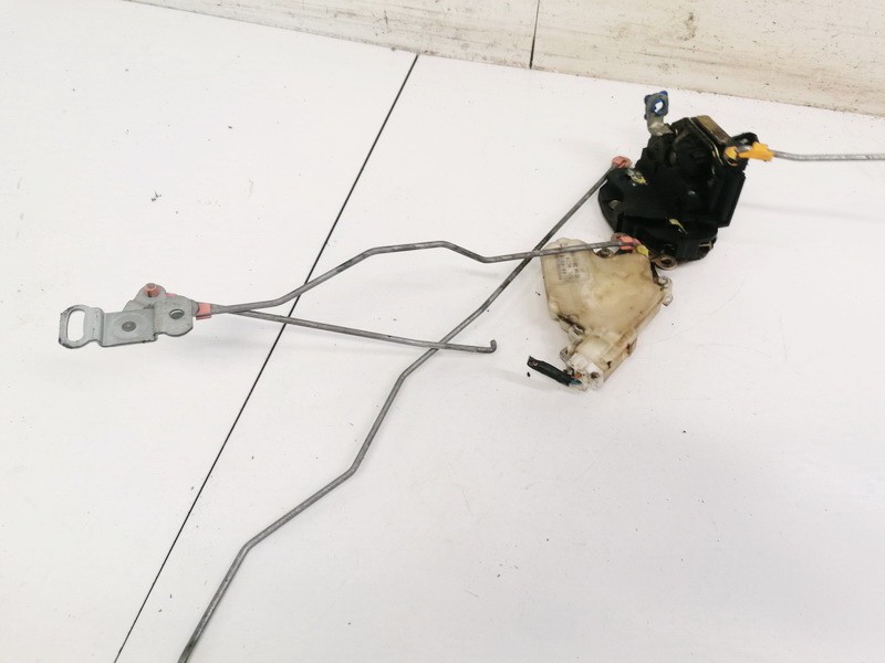 8055361U66 Nissan Almera Tino 2000 Door Lock Mechanism - FRONT LEFT