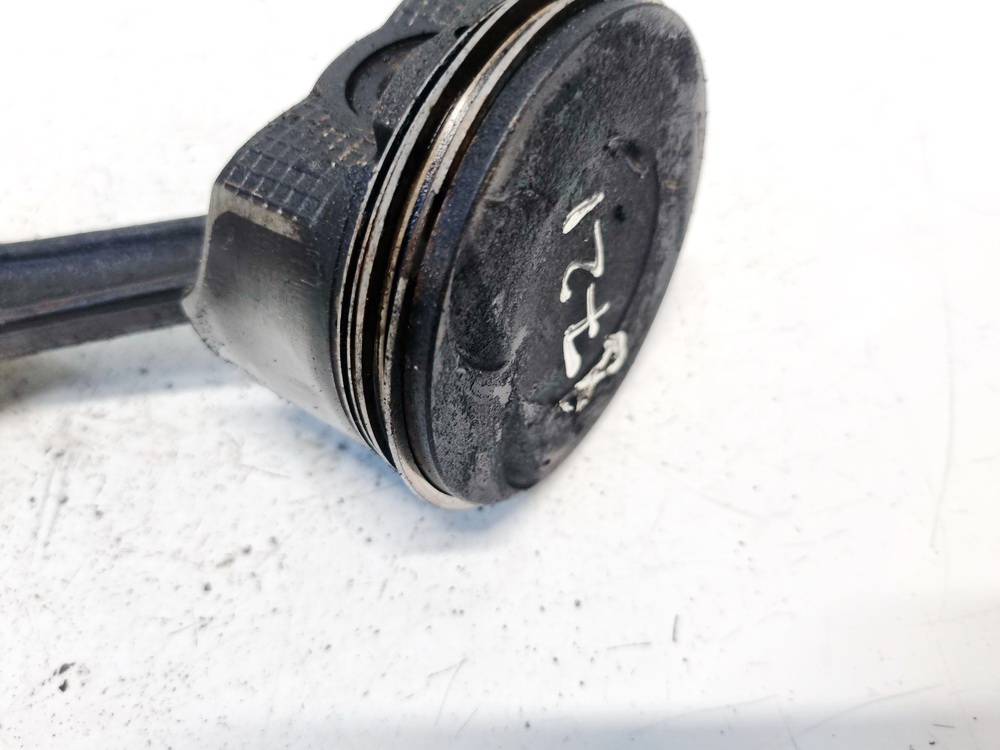 Peugeot 607 2000 Piston and Conrod (Connecting rod) - Thumbnail 2