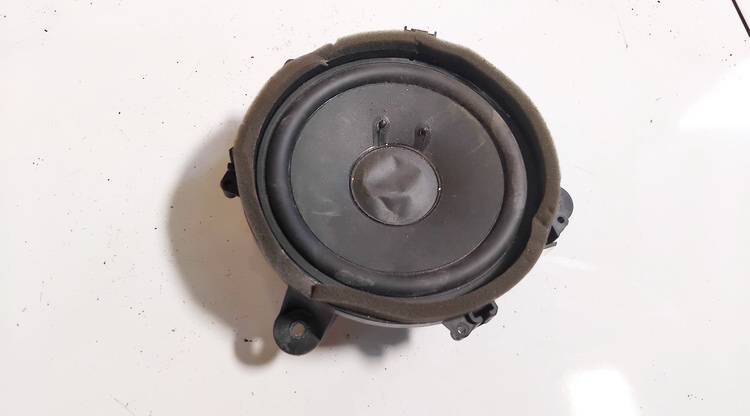 30752084 Volvo V50 2005 Garso kolonele