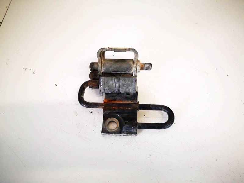 8E0831411B Audi A4 2007 Zawias przednich drzwi - PRZEDNIE