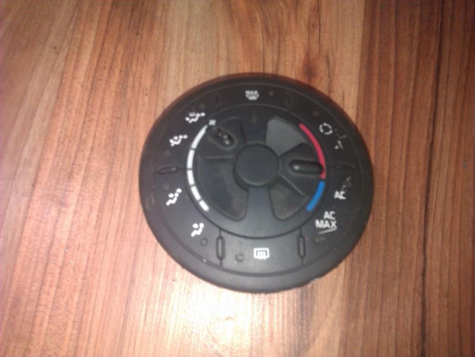 8200028445 Climate Control Panel (heater control switches) Renault