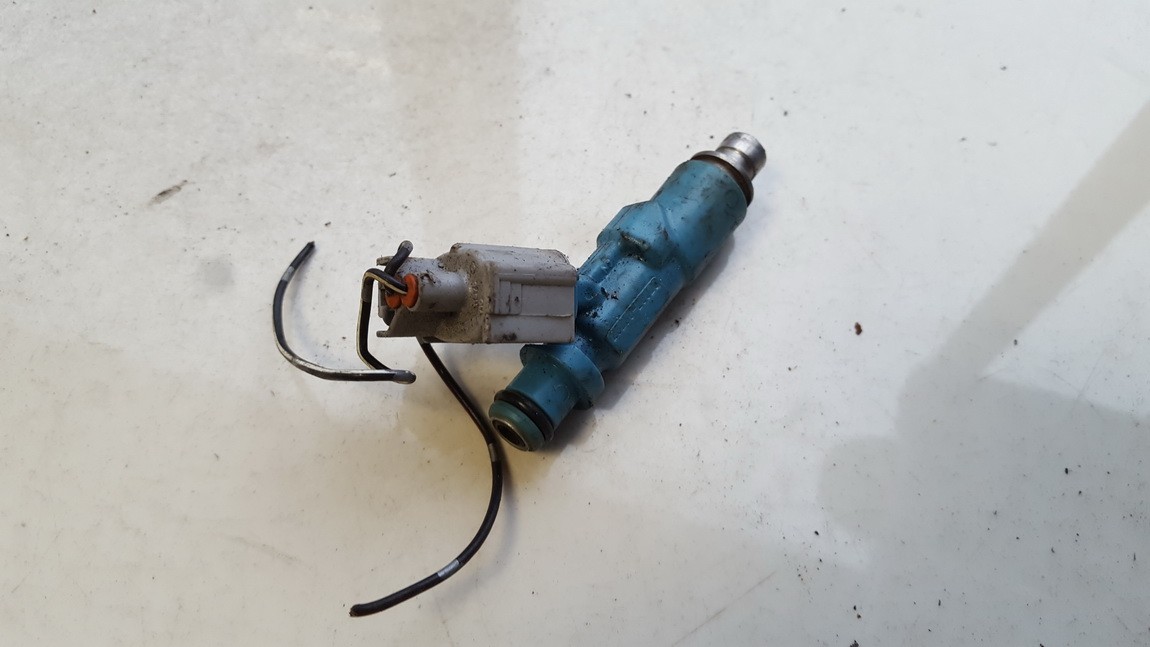 2325023020 Toyota Yaris 2006 Injecteur