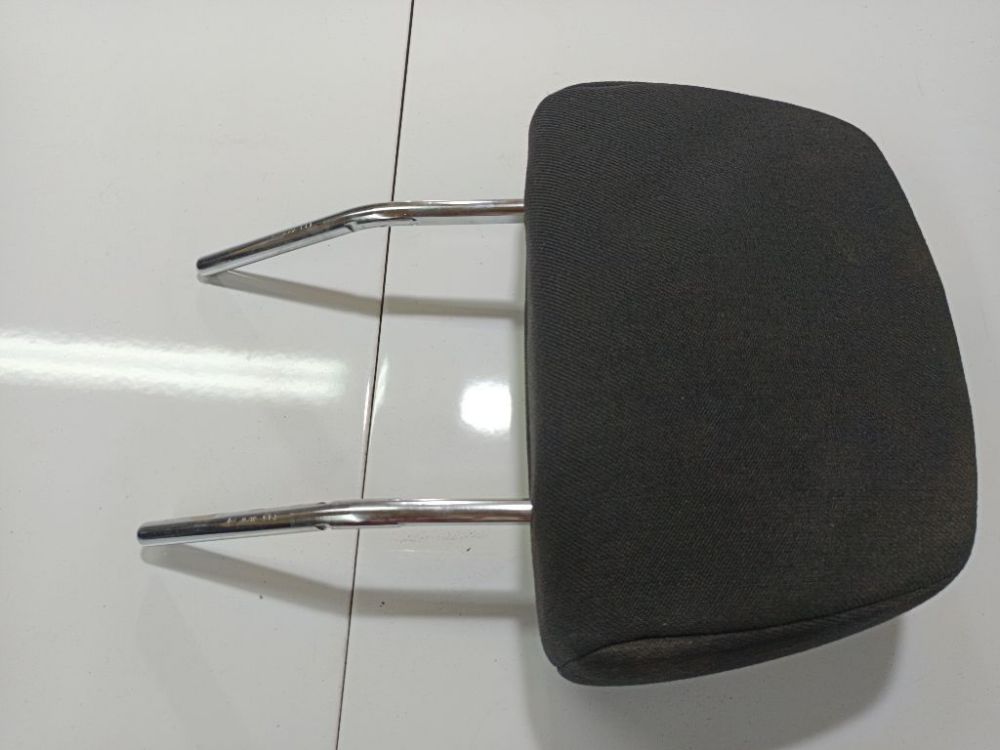 Opel Astra 2007 подголовник - Thumbnail 2