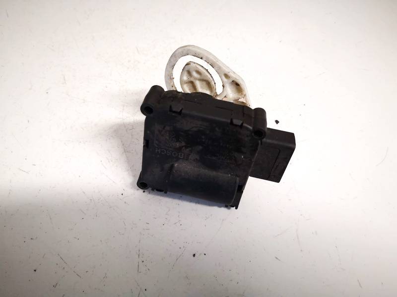 4E0820511 Audi A8 2002 Heater Vent Flap Control Actuator Motor