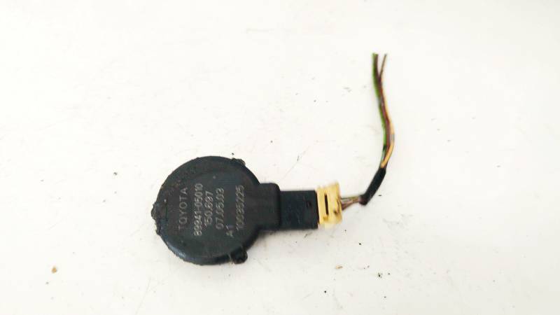 8994105010 Toyota Avensis 2003 - PRZEDNIE