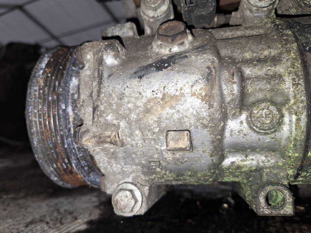 Volvo V50 2005 Kondicionieriaus siurblys - Thumbnail 4