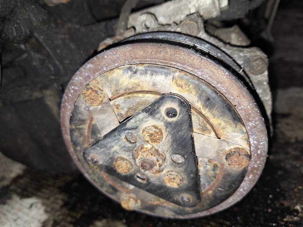 Volvo V50 2005 Kondicionieriaus siurblys - Thumbnail 2